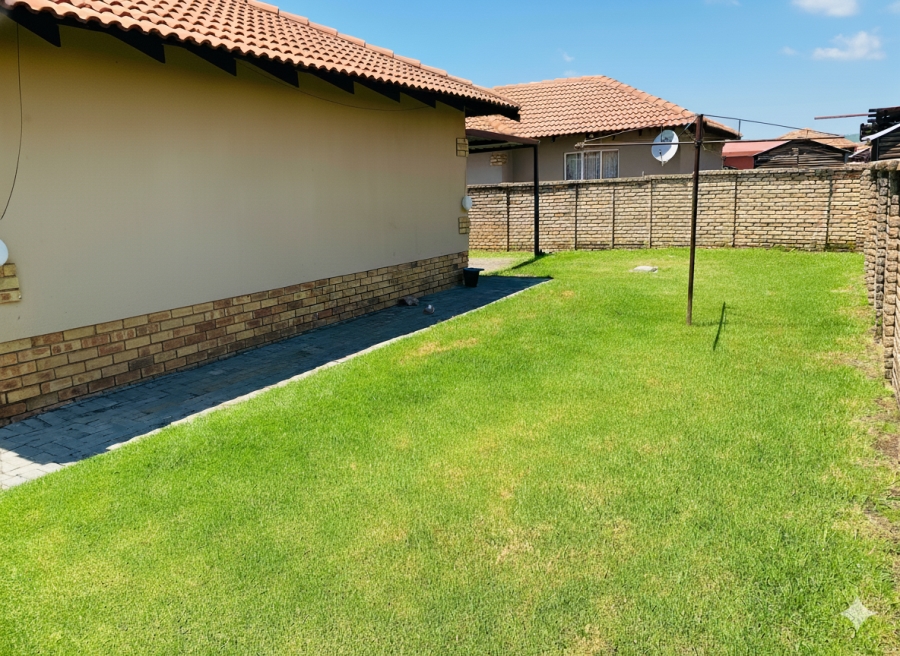 3 Bedroom Property for Sale in Waterkloof Hill Estate North West